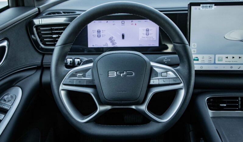 
								2025 BYD Sealion 06 EV 605KM NAVIGATOR PLUS EDITION full									