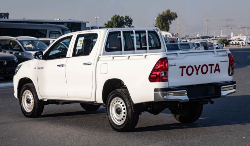
								2026 Toyota Hilux D/C 4WD Diesel DLX-E M/T full									