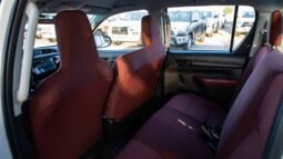 
										2026 Toyota Hilux D/C 4WD Diesel DLX-E M/T full									