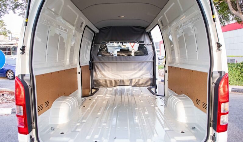 
								2026 Toyota Hiace Hi Roof 3-Seater Cargo Van 2.7L Petrol MT GLS RA full									