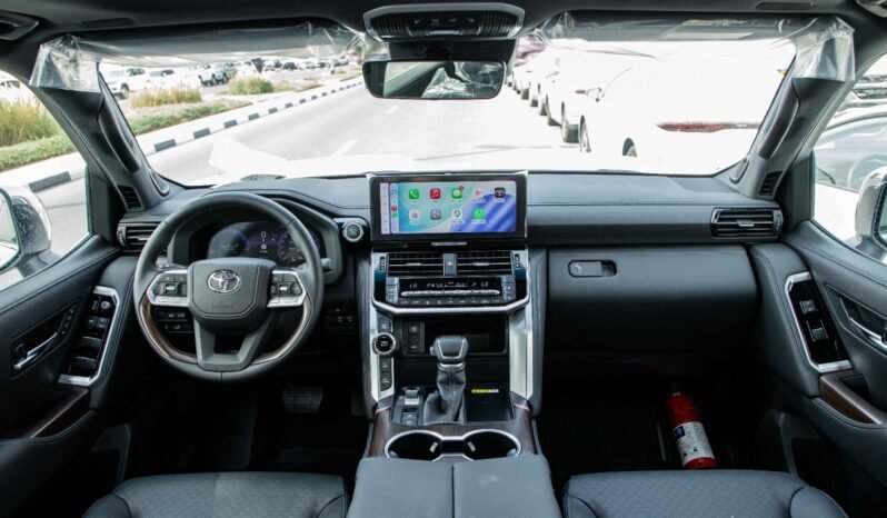 
								2026 Toyota Land Cruiser VXR 4.0L A/T full									