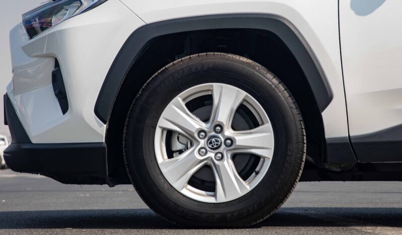 
								2025 Toyota RAV4 LE 2.0L Basic Petrol full									
