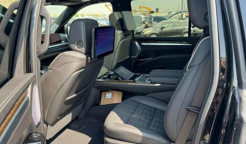 
								2025 Cadillac Escalade SPORT PLATINUM ESV Executive Pack full									