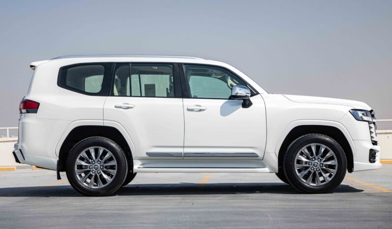 
								2023 Toyota Land Cruiser GXR 3.5L TT full									