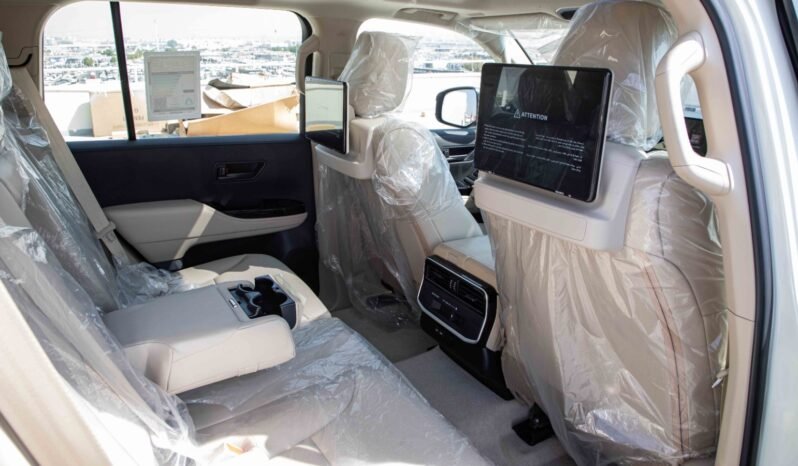 
								2023 Toyota Land Cruiser GXR 3.5L TT full									
