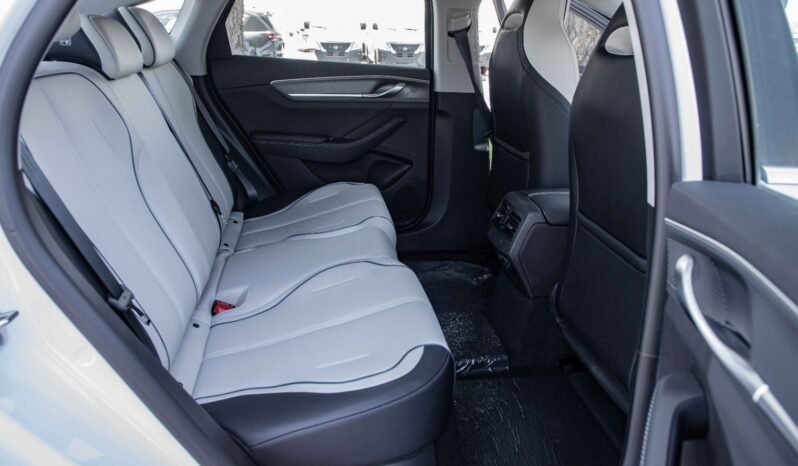 
								2025 BYD Destroyer 05 STD (NON GCC) DM-i 55KM Comfort Edition full									