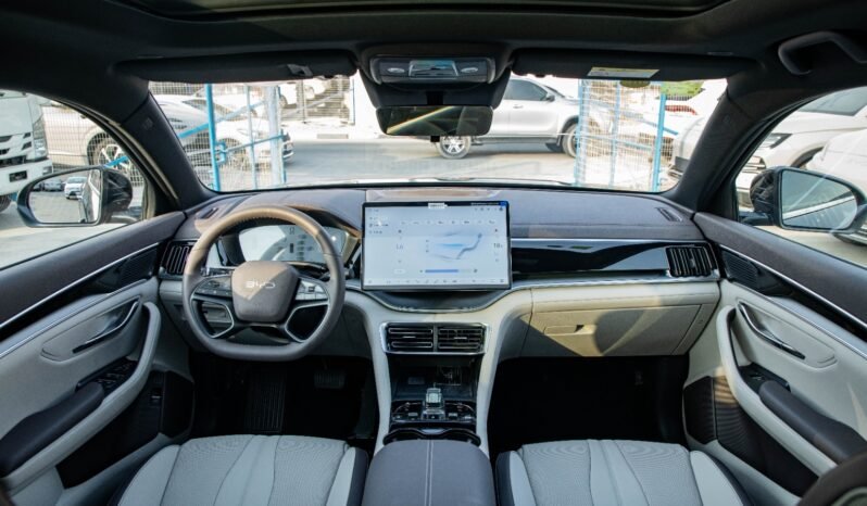 
								2025 BYD Song Plus FWD DM-i 112KM Premium Edition full									