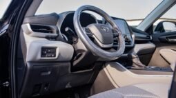 
										2025 TOYOTA HIGHLANDER GLE 2.5L AWD full									