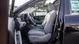 
										2025 TOYOTA HIGHLANDER GLE 2.5L AWD full									