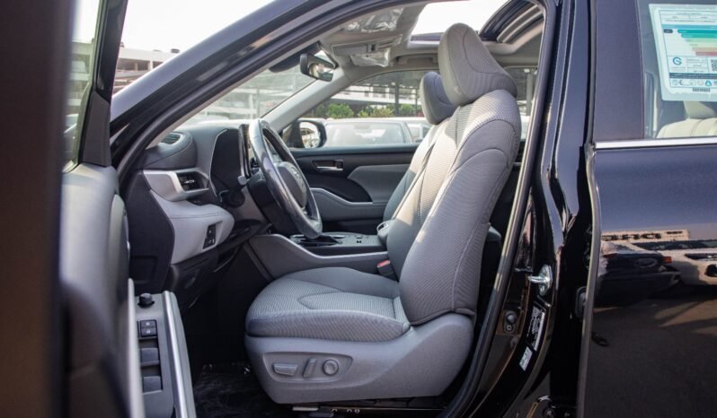 
								2025 TOYOTA HIGHLANDER GLE 2.5L AWD full									
