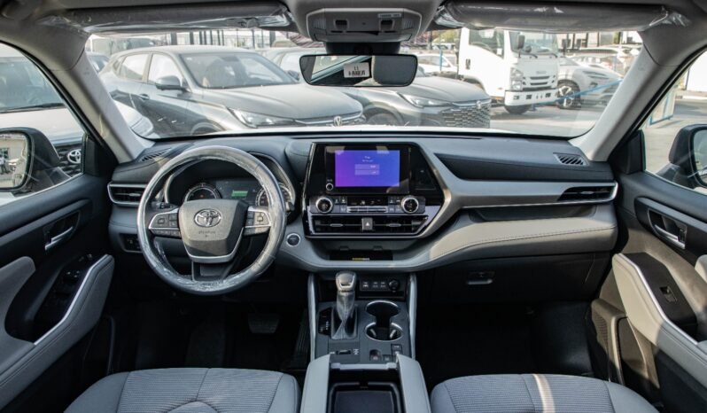 
								2025 TOYOTA HIGHLANDER GLE 2.5L AWD full									