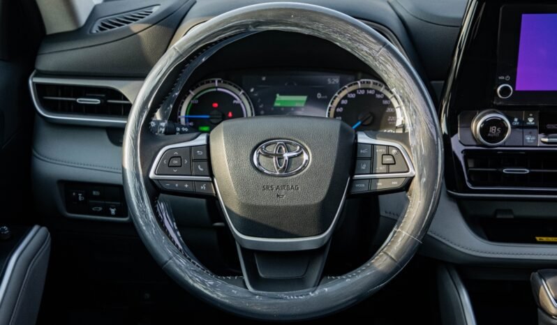 
								2025 TOYOTA HIGHLANDER GLE 2.5L AWD full									