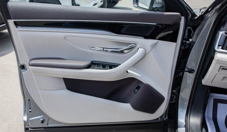 
								2025 BYD Song Plus FWD DM-i 112KM Premium Edition full									