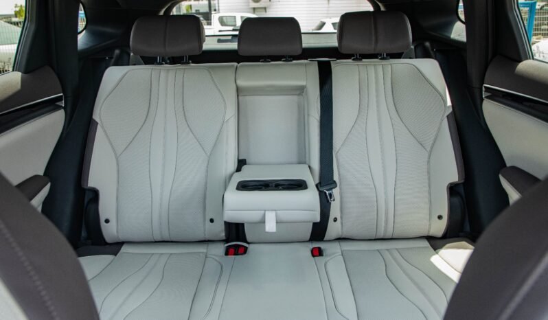
								2025 BYD Song Plus FWD DM-i 112KM Premium Edition full									