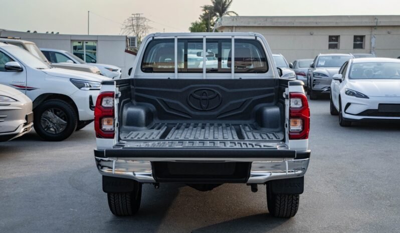 
								2026 Toyota Hilux GLX S-G 4WD D/C 2.7 A/T full									