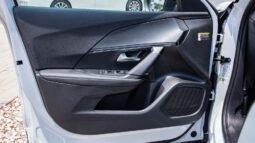 
										2026 Peugeot 2008 GT 1.2L FWD full									