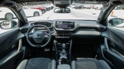 
										2026 Peugeot 2008 GT 1.2L FWD full									