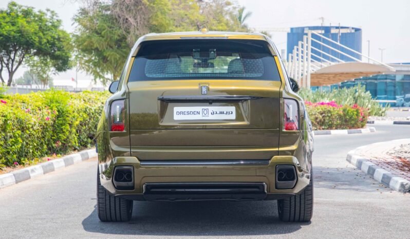 
								2025 Rolls-Royce Cullinan Black Badge full									