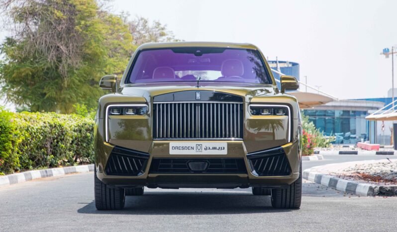 
								2025 Rolls-Royce Cullinan Black Badge full									