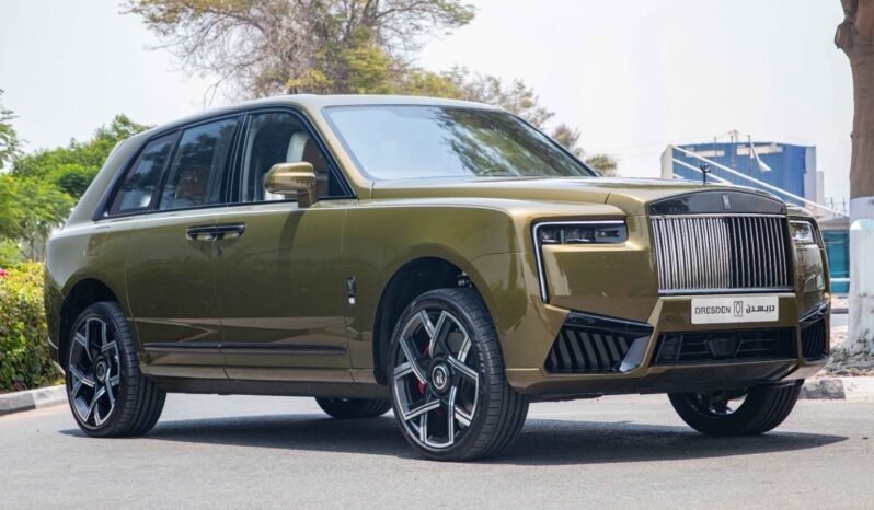 
								2025 Rolls-Royce Cullinan Black Badge full									