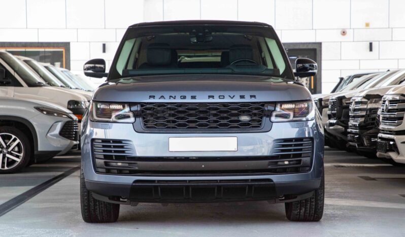 
								2018 Land Rover Range Rover VOGUE full									