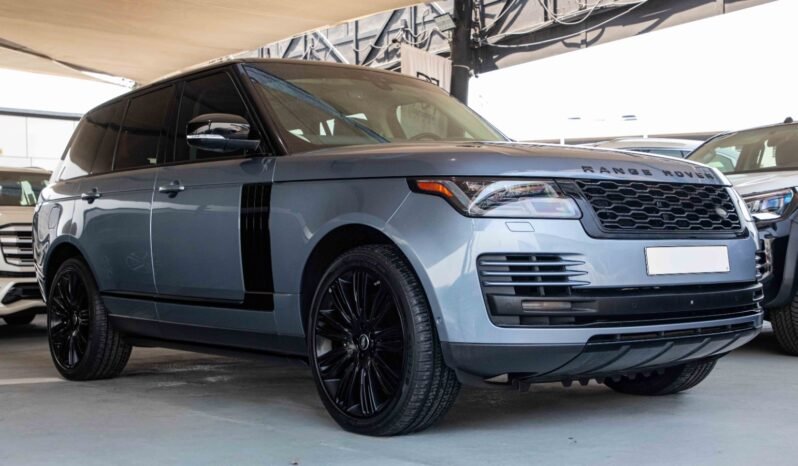 
								2018 Land Rover Range Rover VOGUE full									