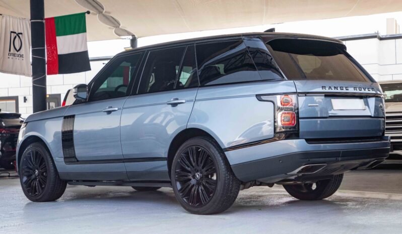 
								2018 Land Rover Range Rover VOGUE full									