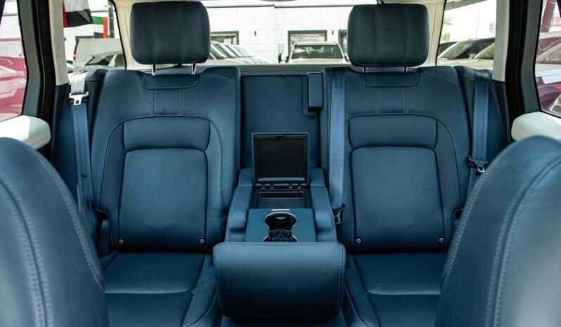
								2018 Land Rover Range Rover VOGUE full									