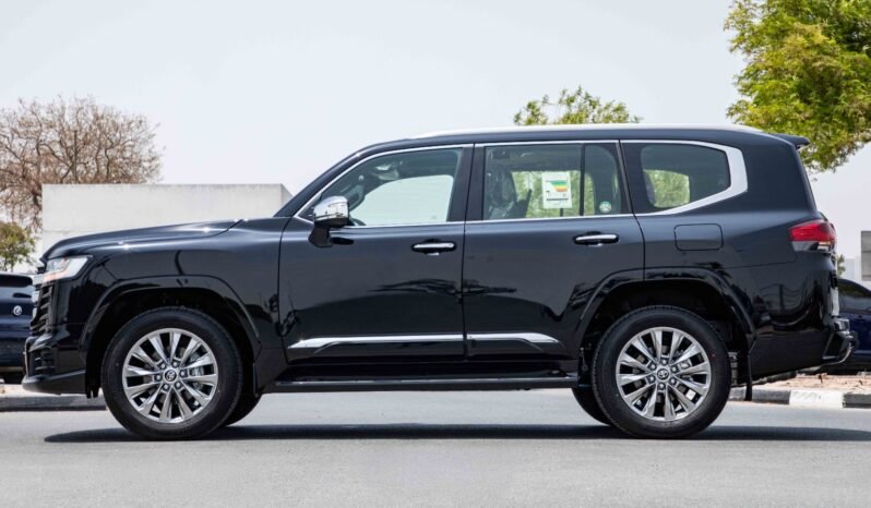 
								2026 Toyota Land Cruiser VXR 4.0L A/T Petrol full									