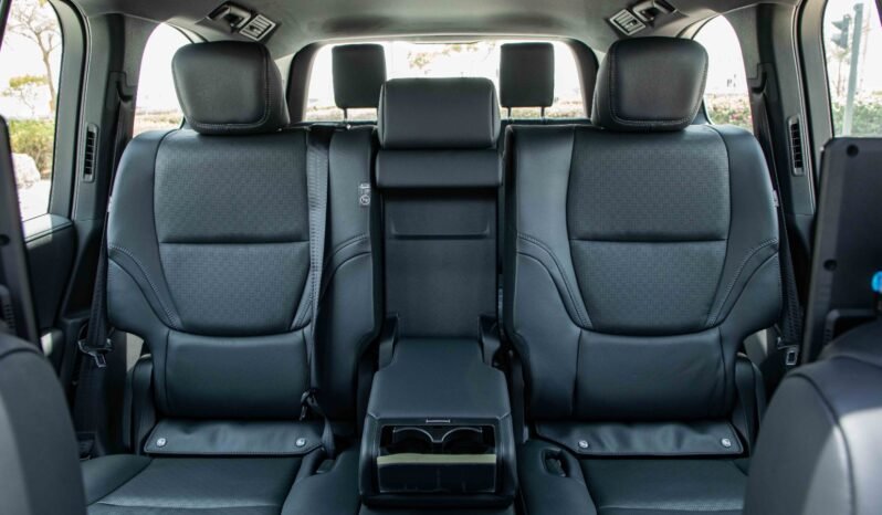 
								2026 Toyota Land Cruiser VXR 4.0L A/T Petrol full									