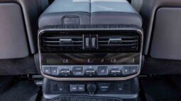 
										2026 Toyota Land Cruiser VXR HYBRID  TT 3.5L full									