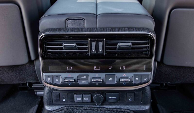 
								2026 Toyota Land Cruiser VXR HYBRID  TT 3.5L full									