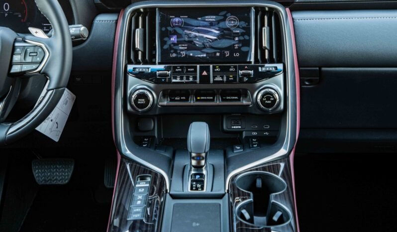 
								2026 Lexus LX700h SIGNATURE 3.5L TWIN TURBO full									