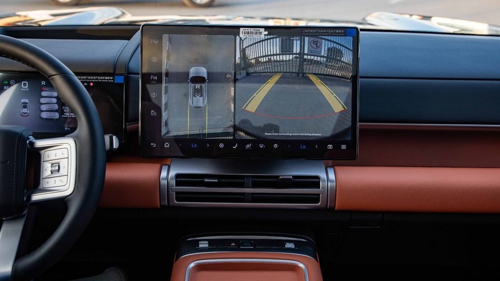 2026 BYD Leopard Titanium 7 540-degree camera and display