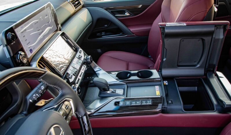 
								2026 LEXUS LX700h 3.5L VIP TWIN TURBO full									